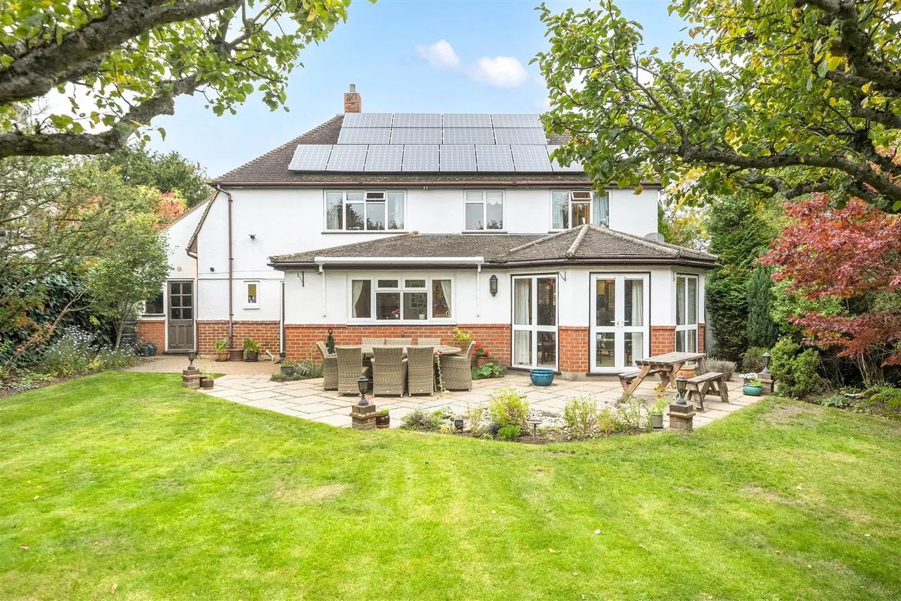 Gilhams Avenue, Banstead, SM7 1QR, photo 11