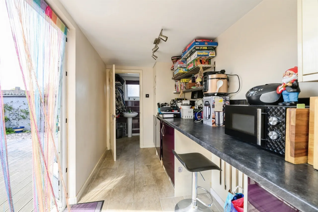 Southfields Avenue, Peterborough, PE2, photo 7