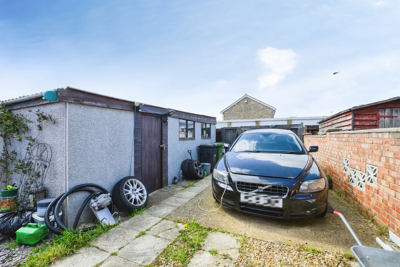 Southfields Avenue, Peterborough, PE2, photo 14