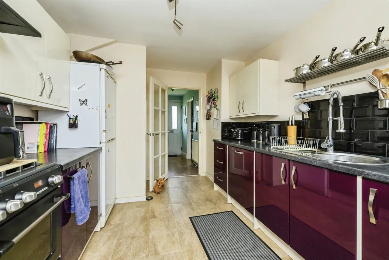 Southfields Avenue, Peterborough, PE2, photo 6