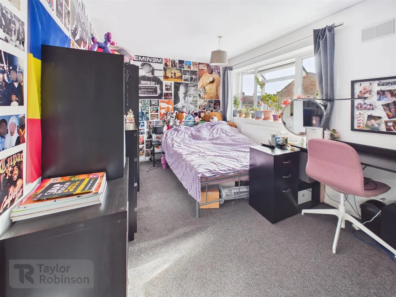 Furzefield, West Green, RH11, photo 12