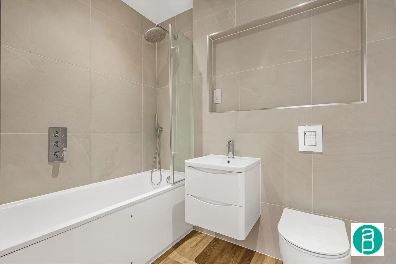 Montague Road, Wimbledon SW19 1SY, photo 9