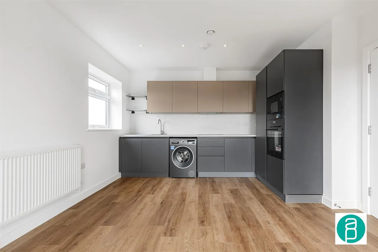 1 bed flat to rent — Montague Road, Wimbledon SW19 1SY