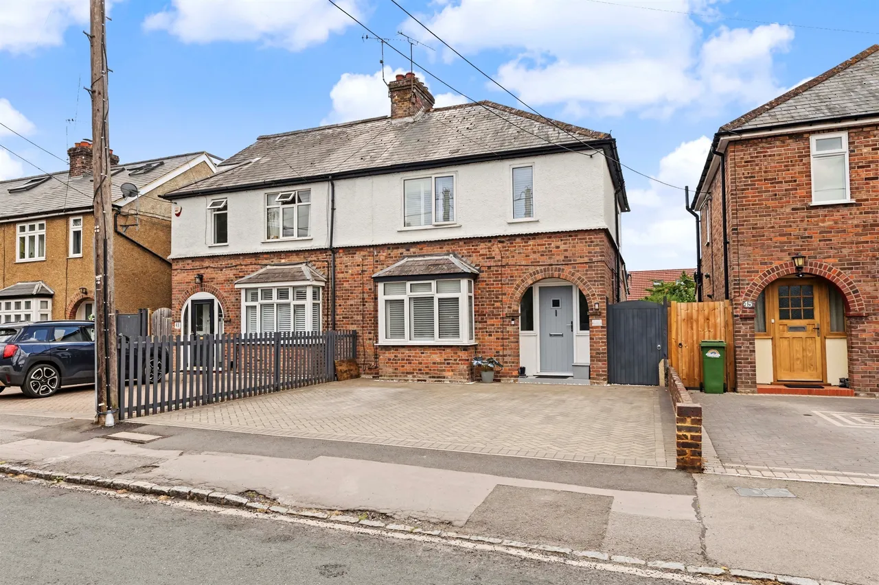 2 bed house for sale, Green End Street, Aston Clinton, HP22