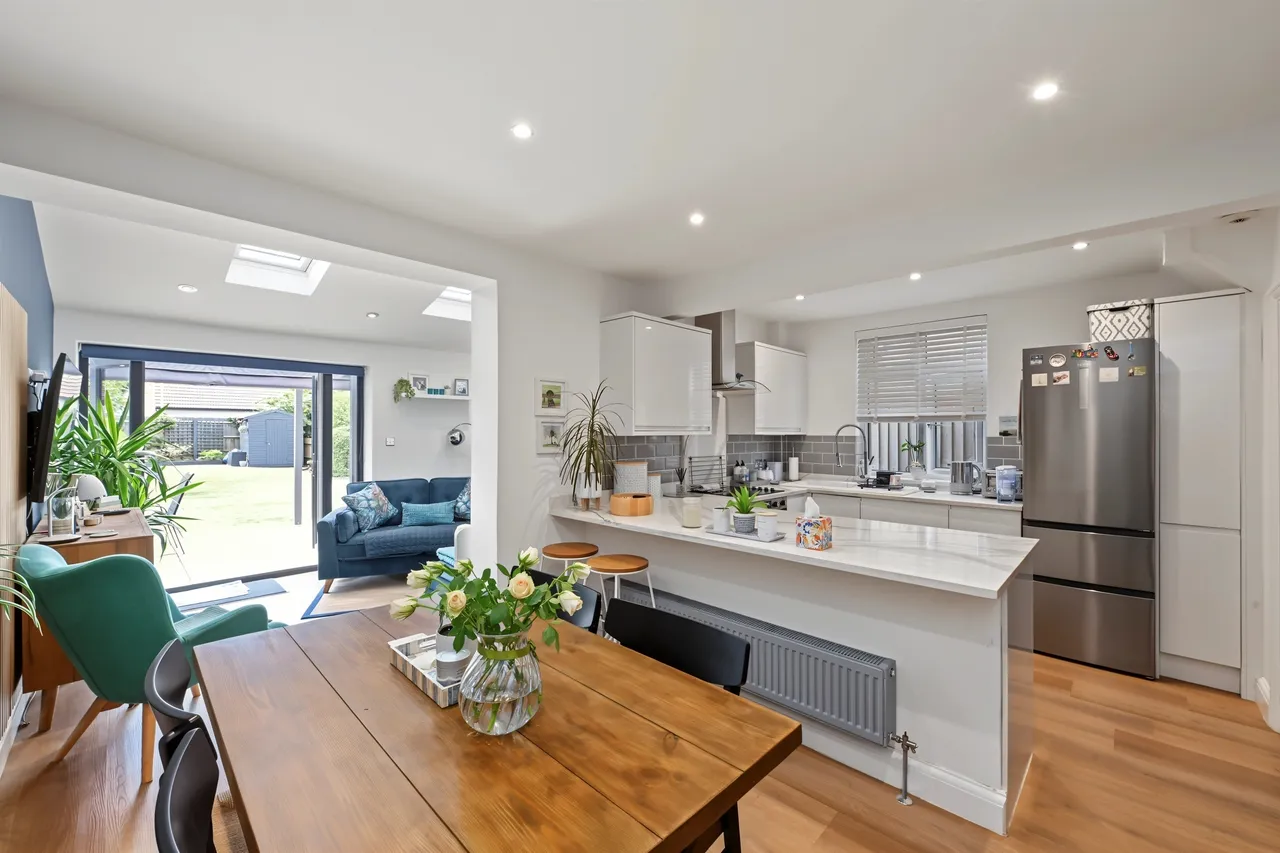 Green End Street, Aston Clinton, HP22, photo 4