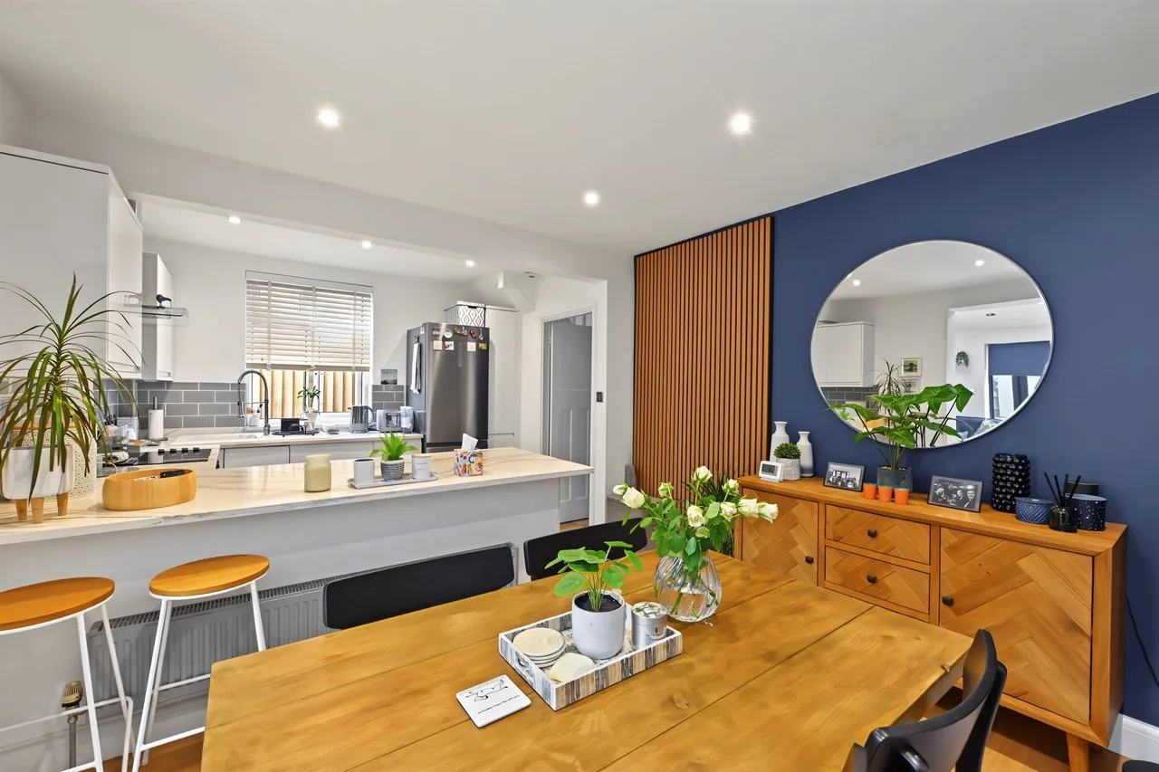 Green End Street, Aston Clinton, HP22, photo 8