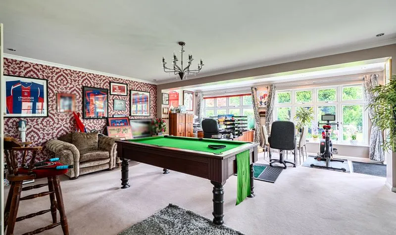Golf Side, Cheam, SM2, photo 21