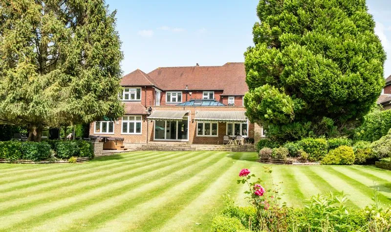 Golf Side, Cheam, SM2, photo 10