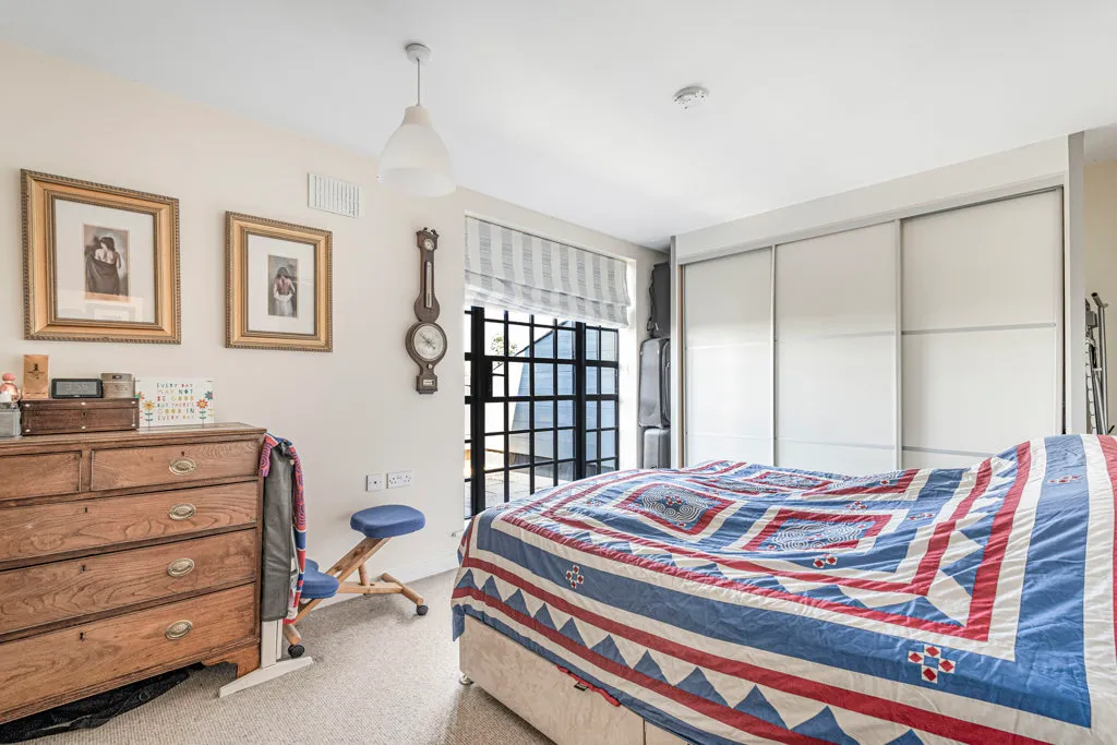 Athelstan Place, Twickenham, TW2, photo 4