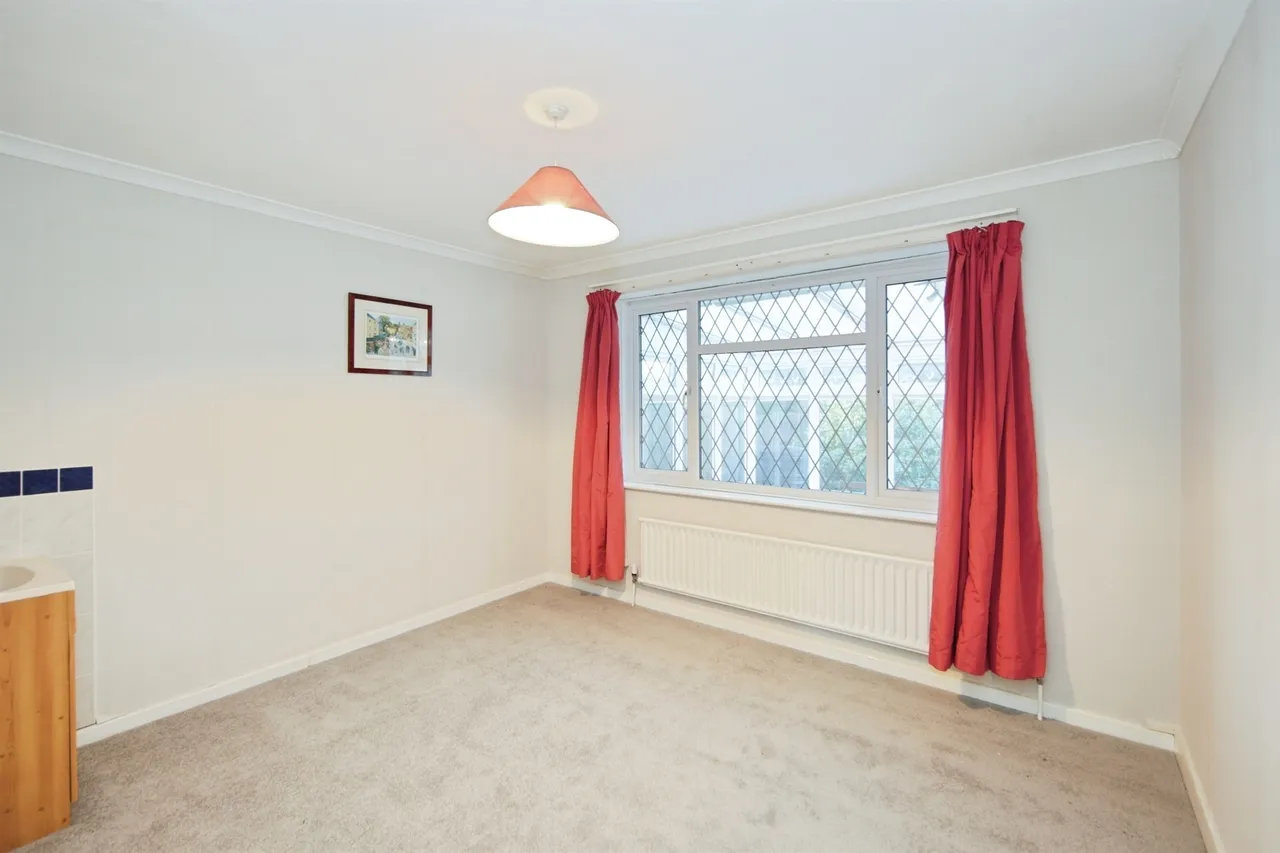 Blythe Avenue, Balsall Common, CV7, photo 13