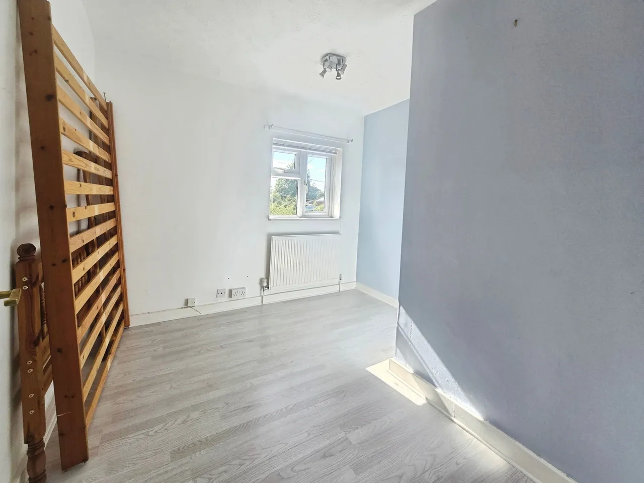 Homeleigh Crescent, Frimley Road, Ash Vale, Surrey, GU12 5PF, photo 15
