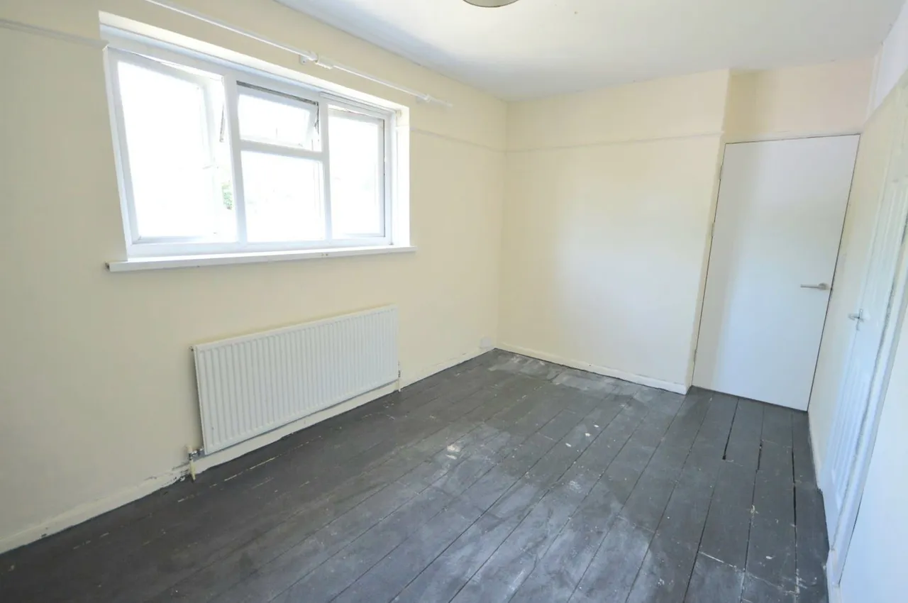 Heol Y Berllan, Crynant, SA10, photo 16