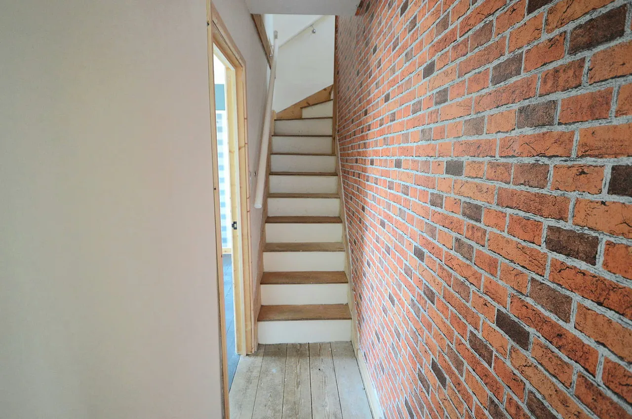 Heol Y Berllan, Crynant, SA10, photo 21