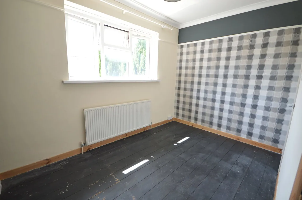 Heol Y Berllan, Crynant, SA10, photo 17