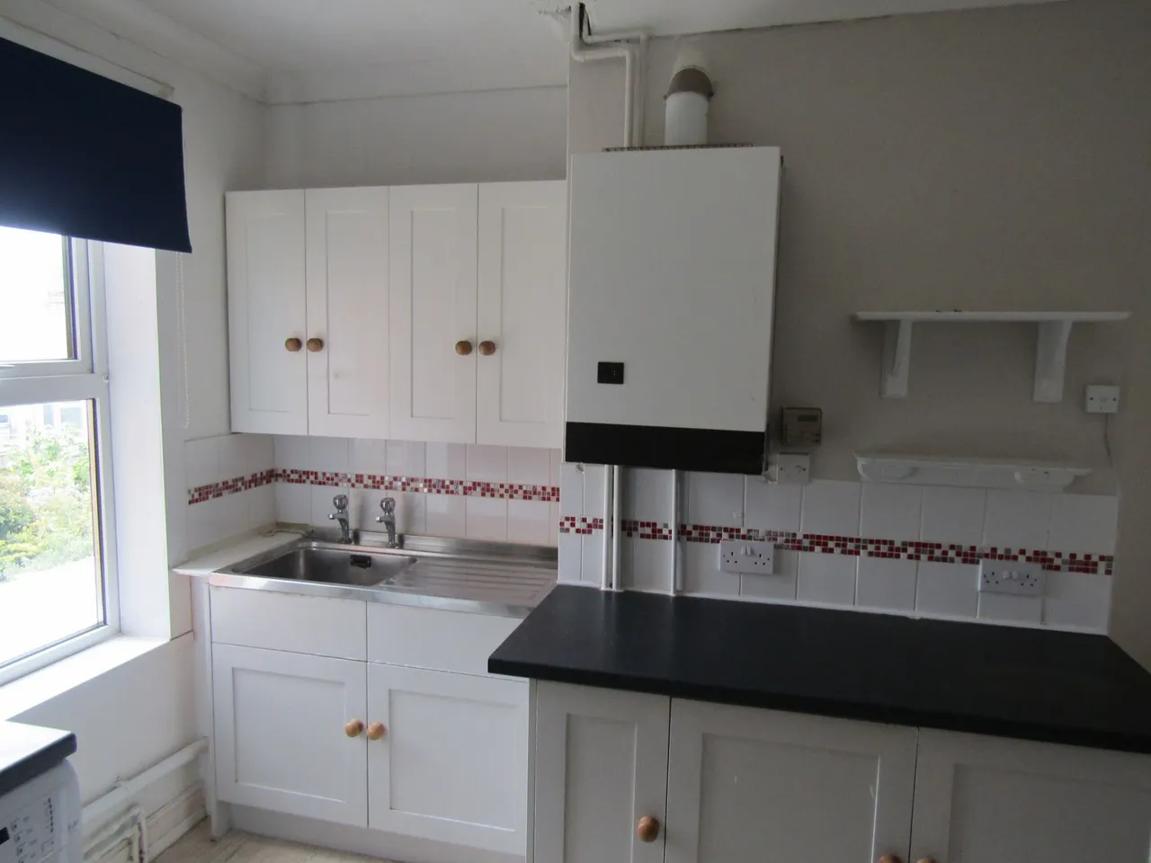 Priory Road, Old Felixstowe, Felixstowe, Suffolk, IP11 7NE, photo 5