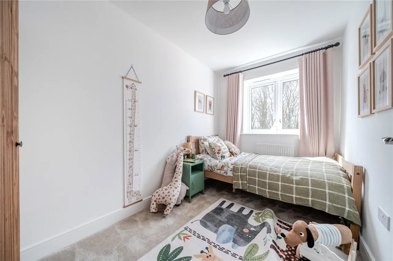 Amersham Road, HP15, photo 9
