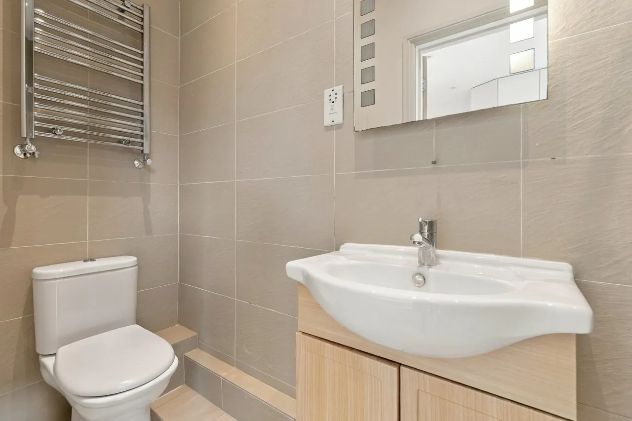 Hillmarton Road, Holloway, N7, photo 12