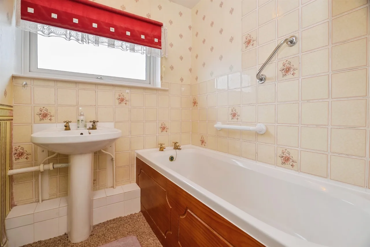 Dunholm Avenue, Middlesbrough, TS3, photo 13