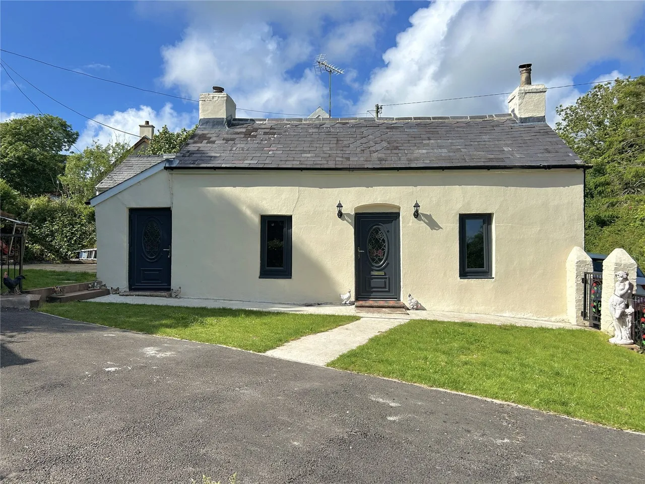 2 bed house for sale, Little Honeyborough, Milford Haven, SA73