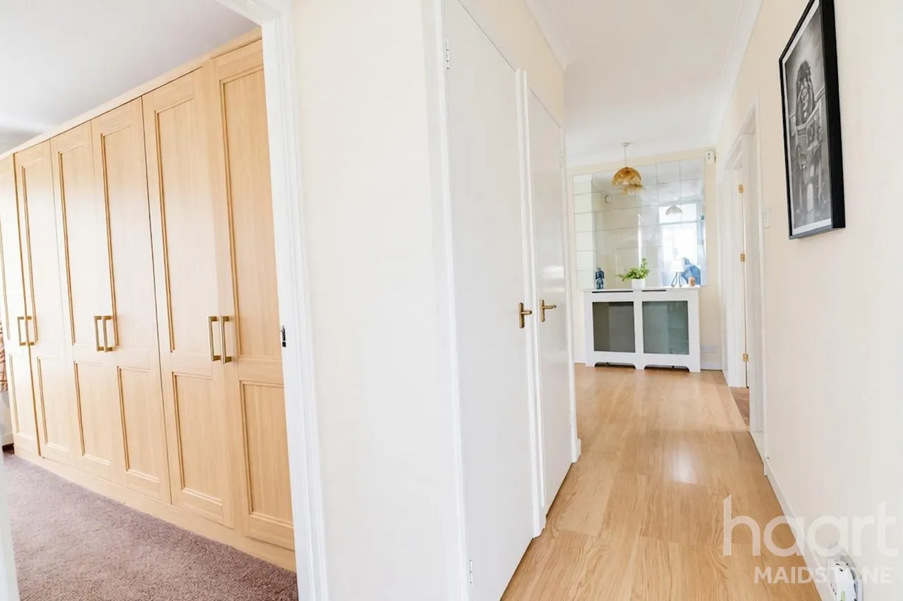 Springett Way, Maidstone, ME17, photo 5