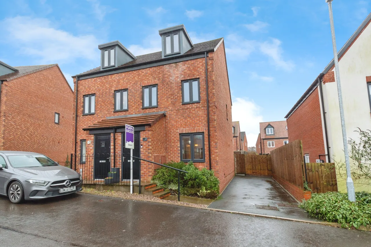 3 bed house for sale — Arkinstall Grove, Telford