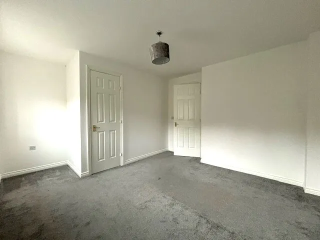 Reeves Way, Armthorpe, DN3, photo 10