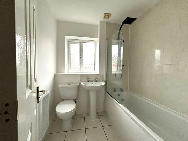 Reeves Way, Armthorpe, DN3, photo 16