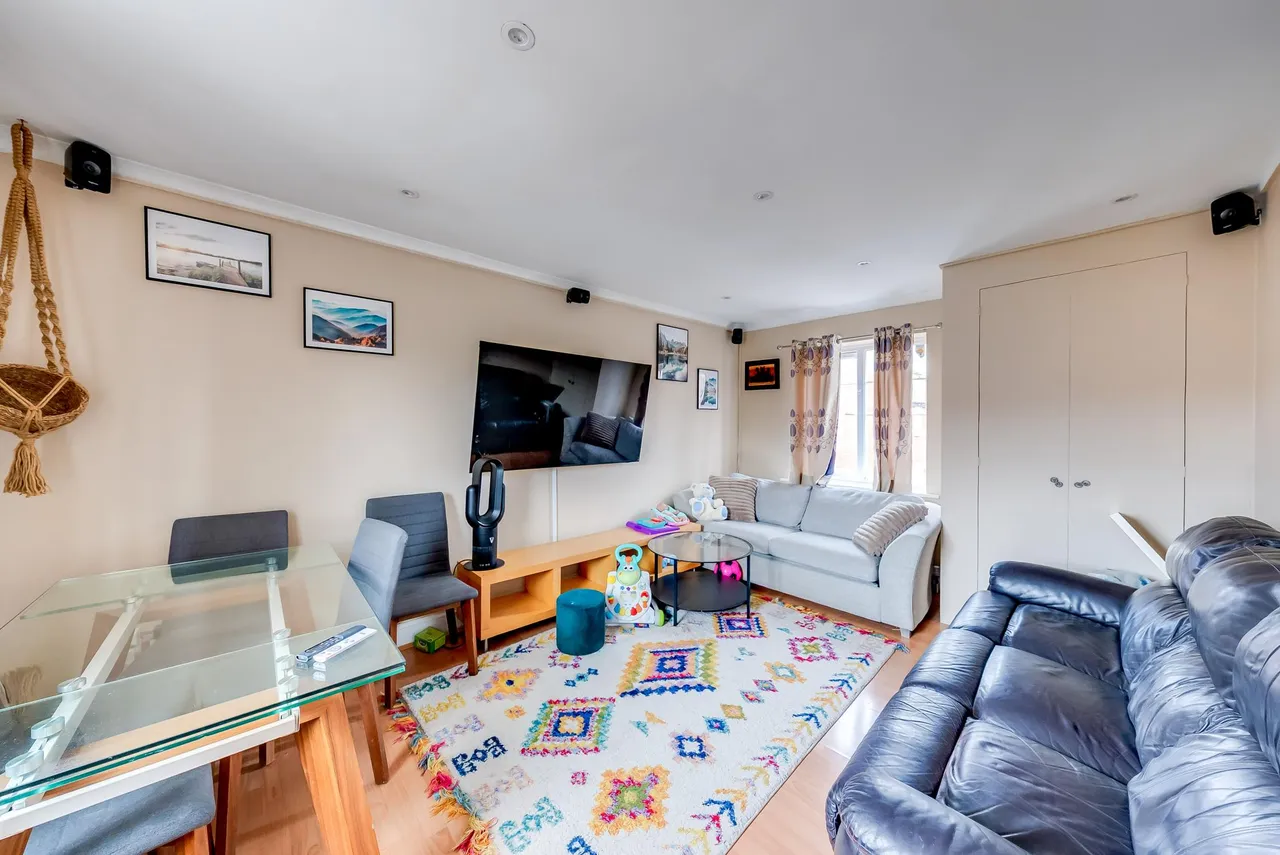 Moncrieff Close, London, E6, photo 3