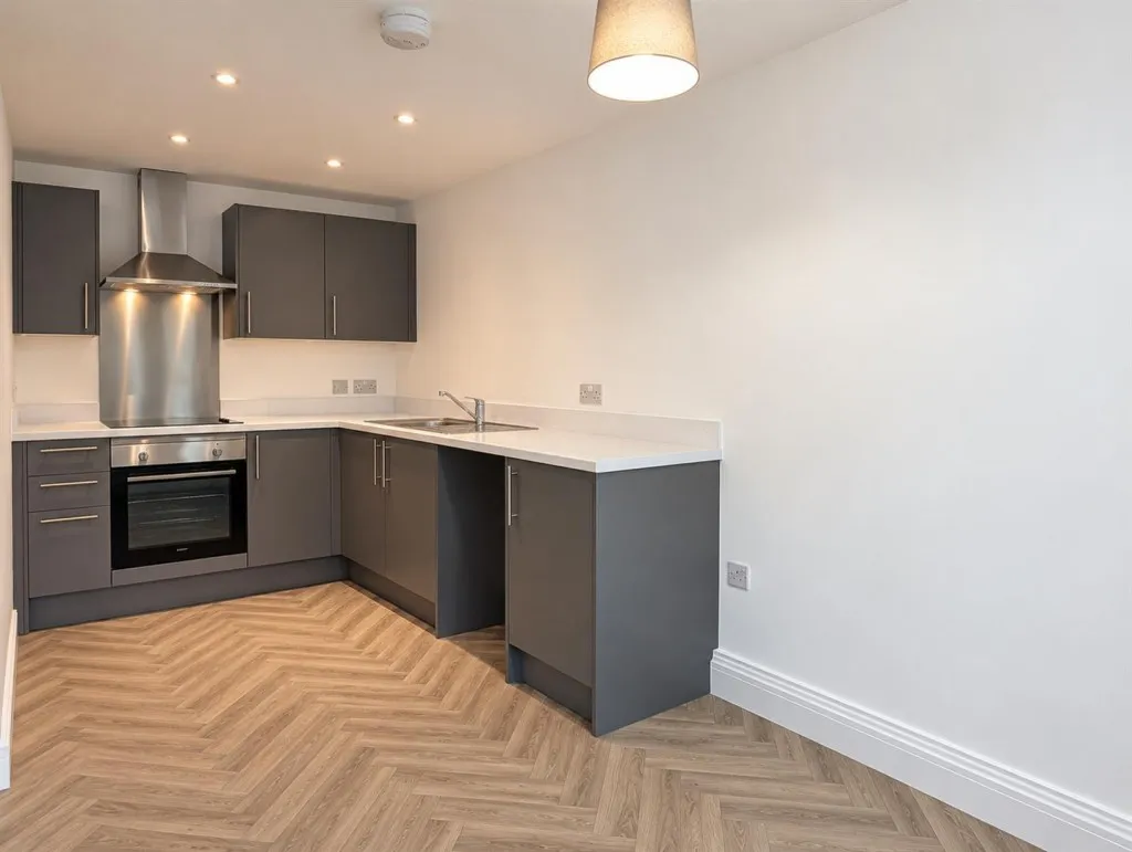 Standhill Road, Carlton, photo 4