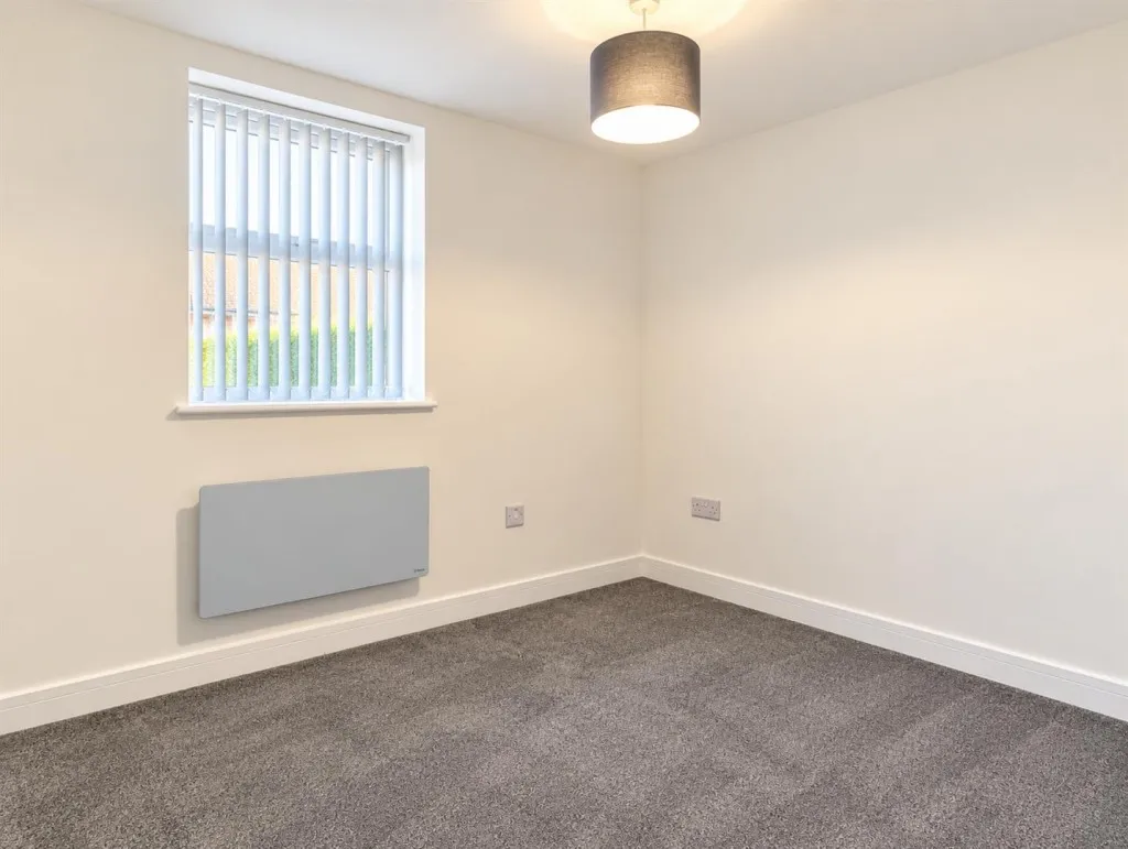 Standhill Road, Carlton, photo 7