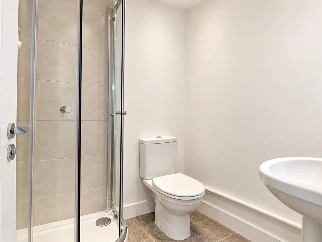 Standhill Road, Carlton, photo 8