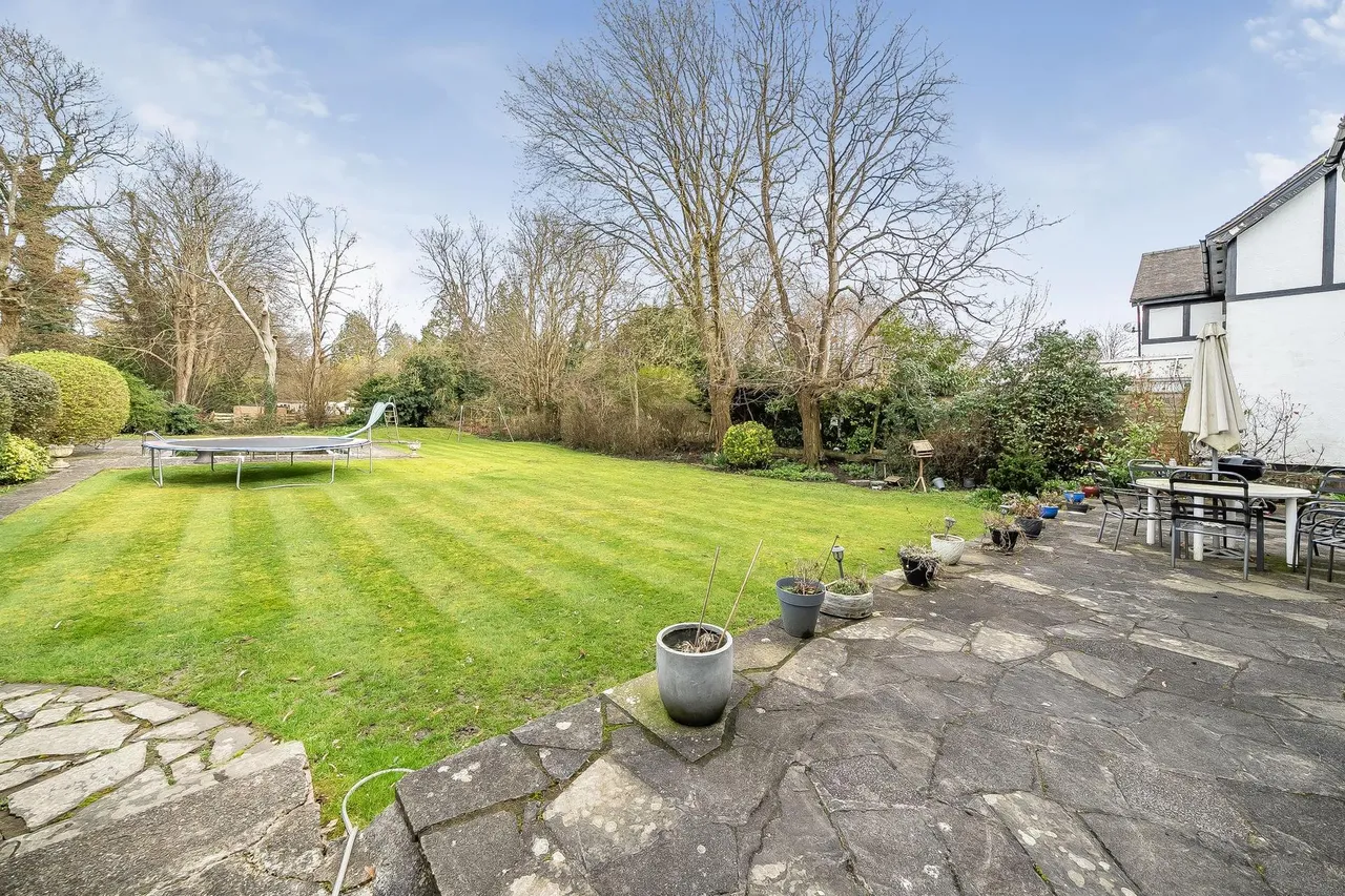 Smitham Bottom Lane, Purley, CR8, photo 17