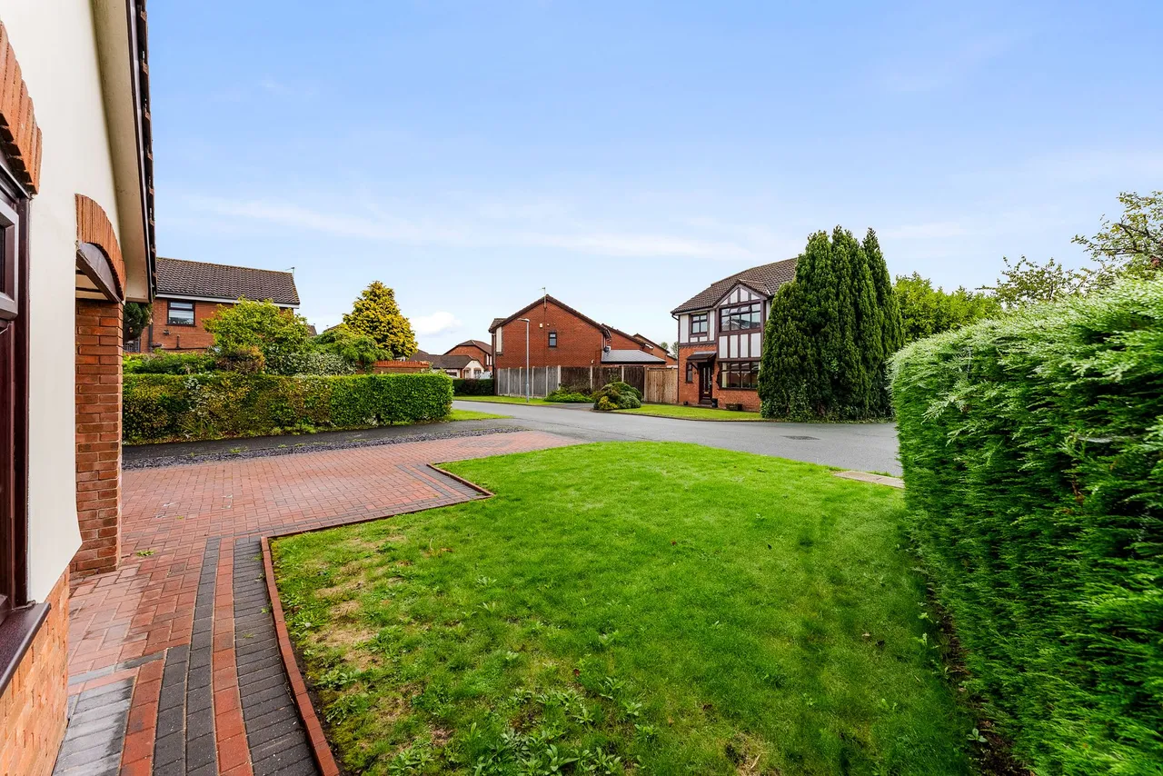 Rufford Close, Widnes, WA8, photo 18
