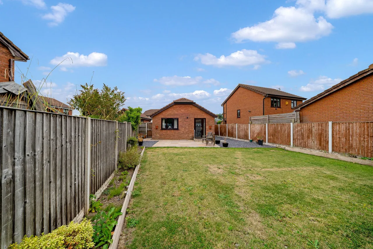 Rufford Close, Widnes, Widnes, WA8 4GQ, photo 14