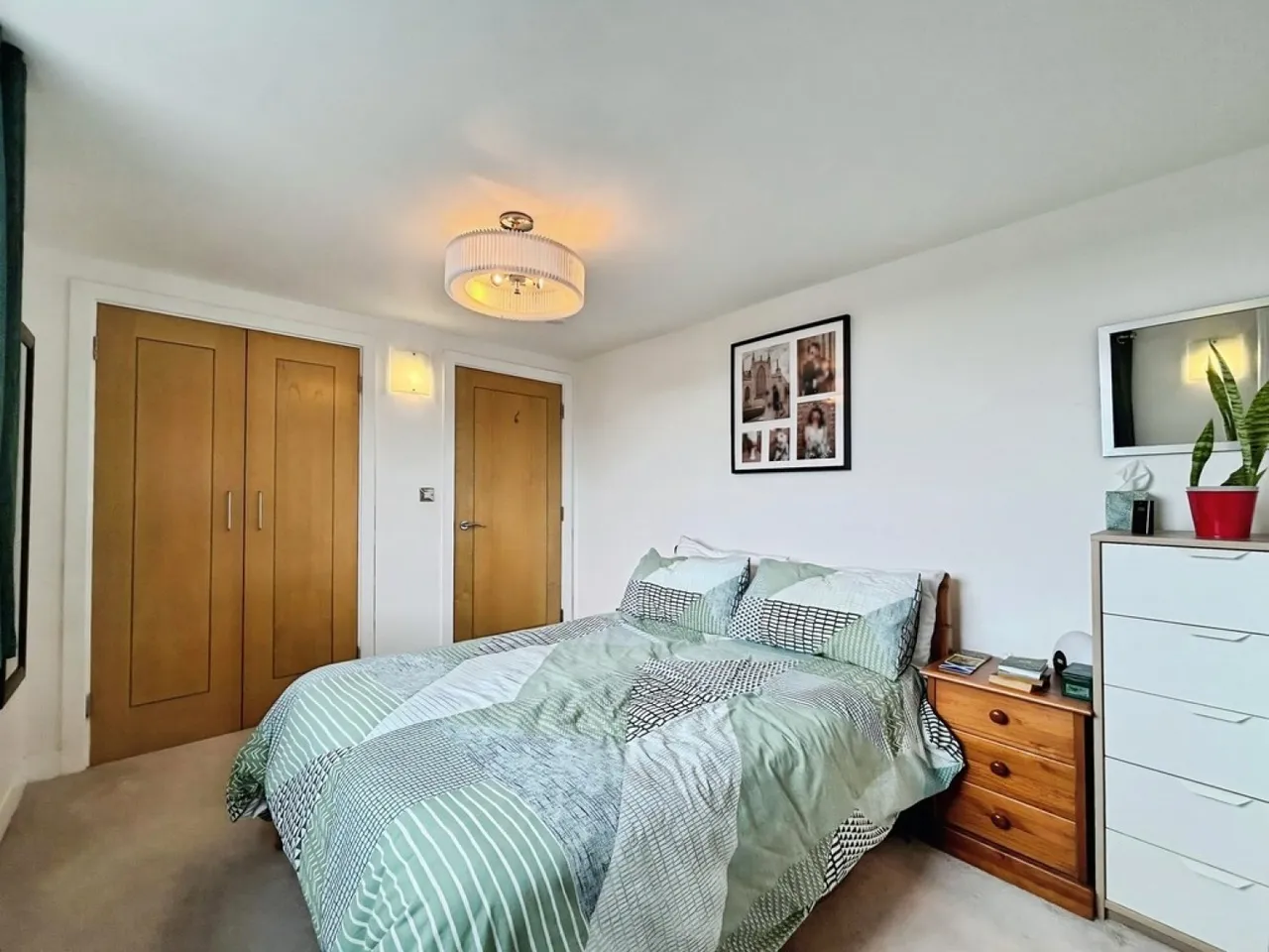 Little Neville Street, LS1, photo 9