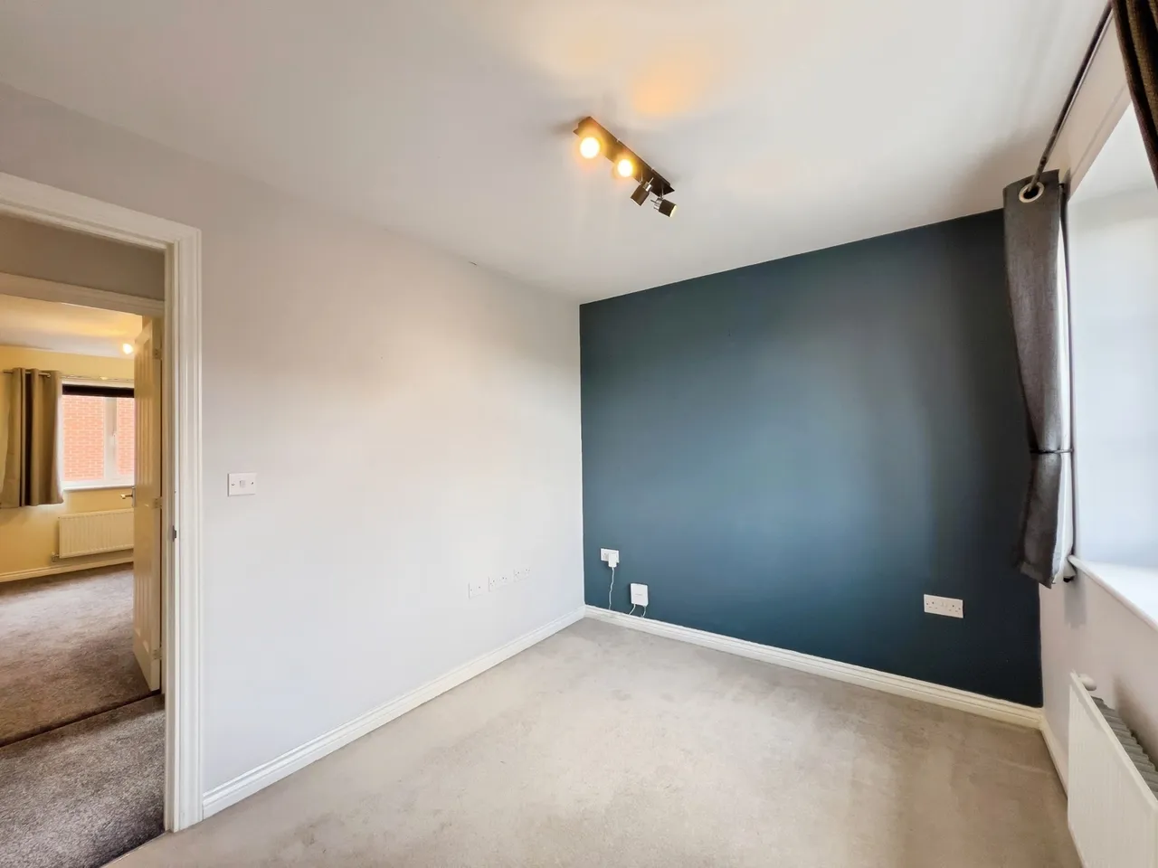 Banks Road, Badsey, WR11, photo 9