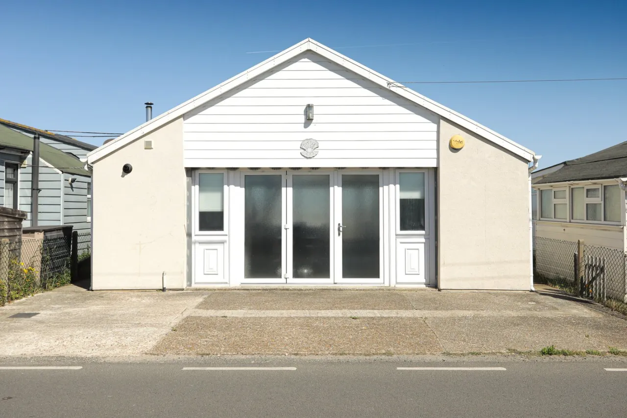 2 bed house for sale, Faversham Road, Seasalter, CT5
