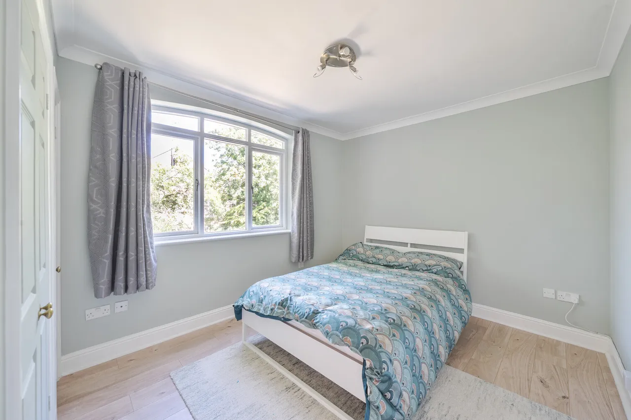 Latium Close, Holywell Hill, St. Alba..., photo 6