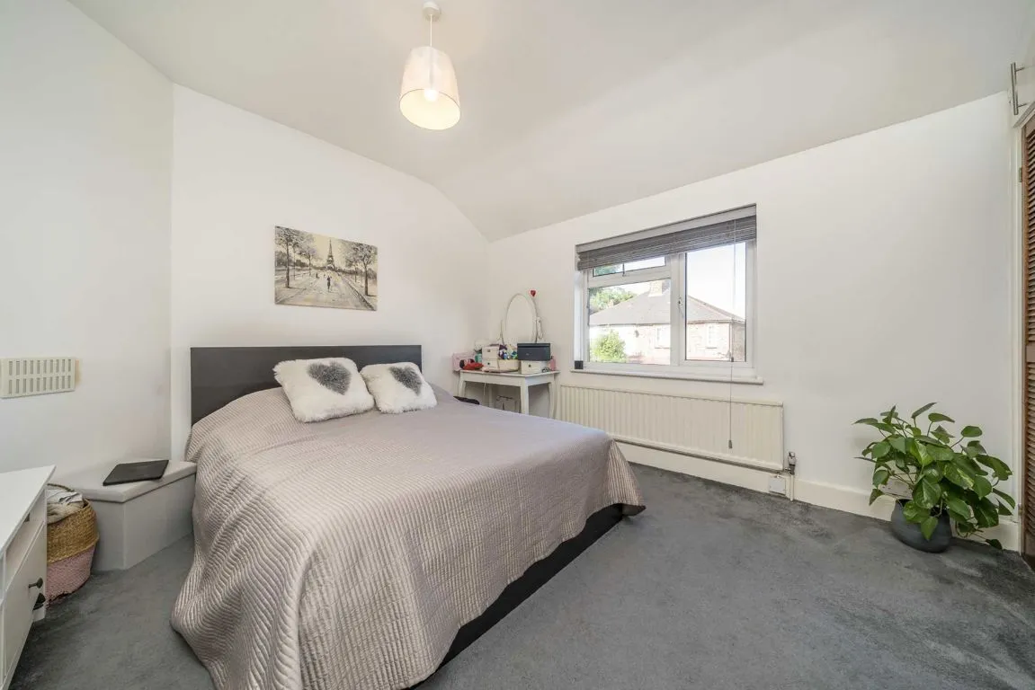 Auckland Road, KT1, photo 3