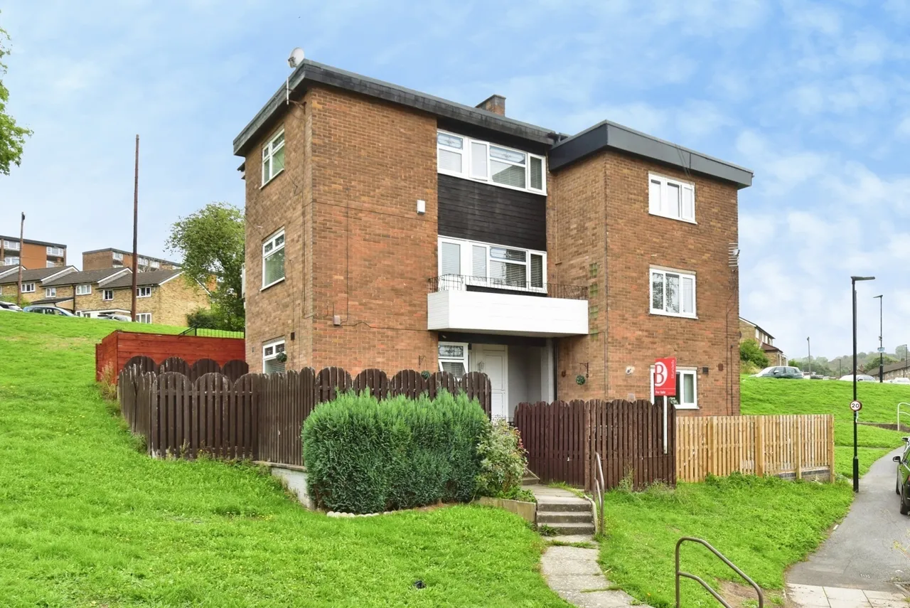 3 bed house for sale, Bankwood Close, Sheffield, S14