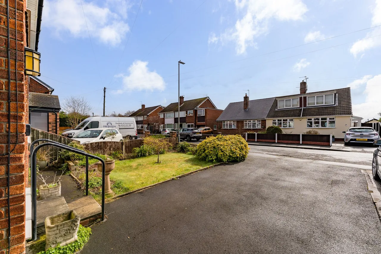Lambourn Avenue, Widnes, WA8, photo 22