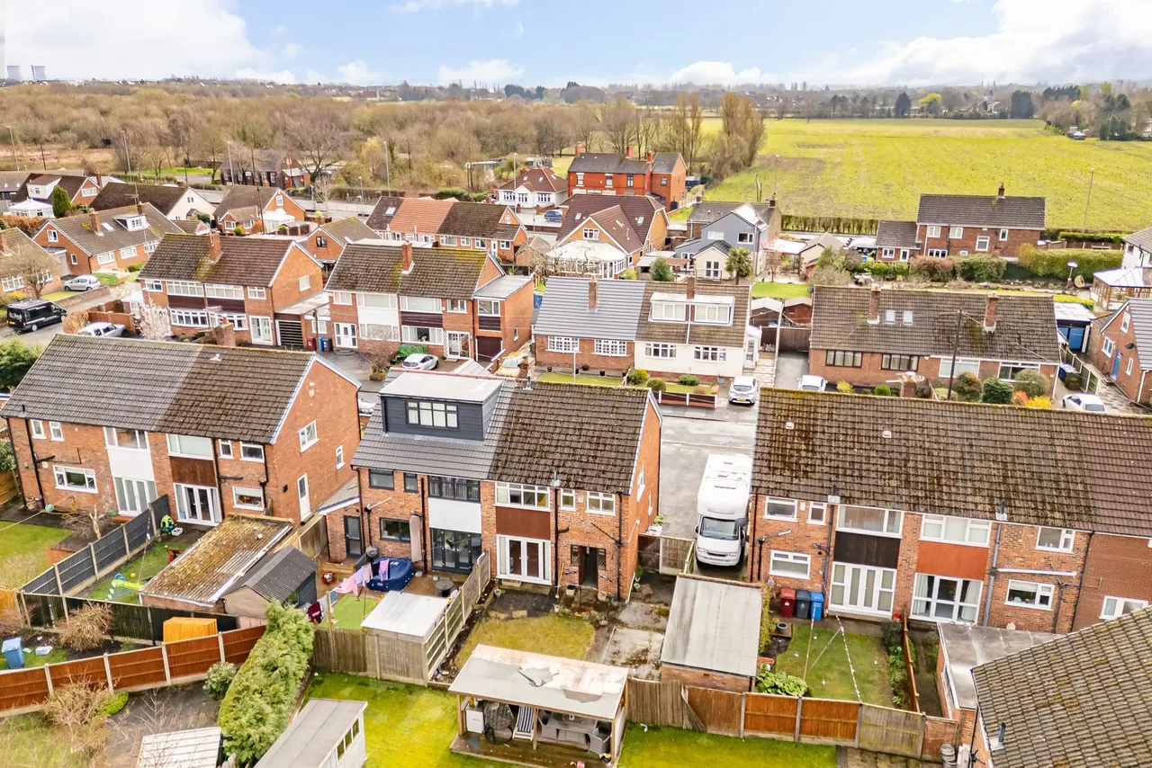 Lambourn Avenue, Widnes, WA8, photo 23