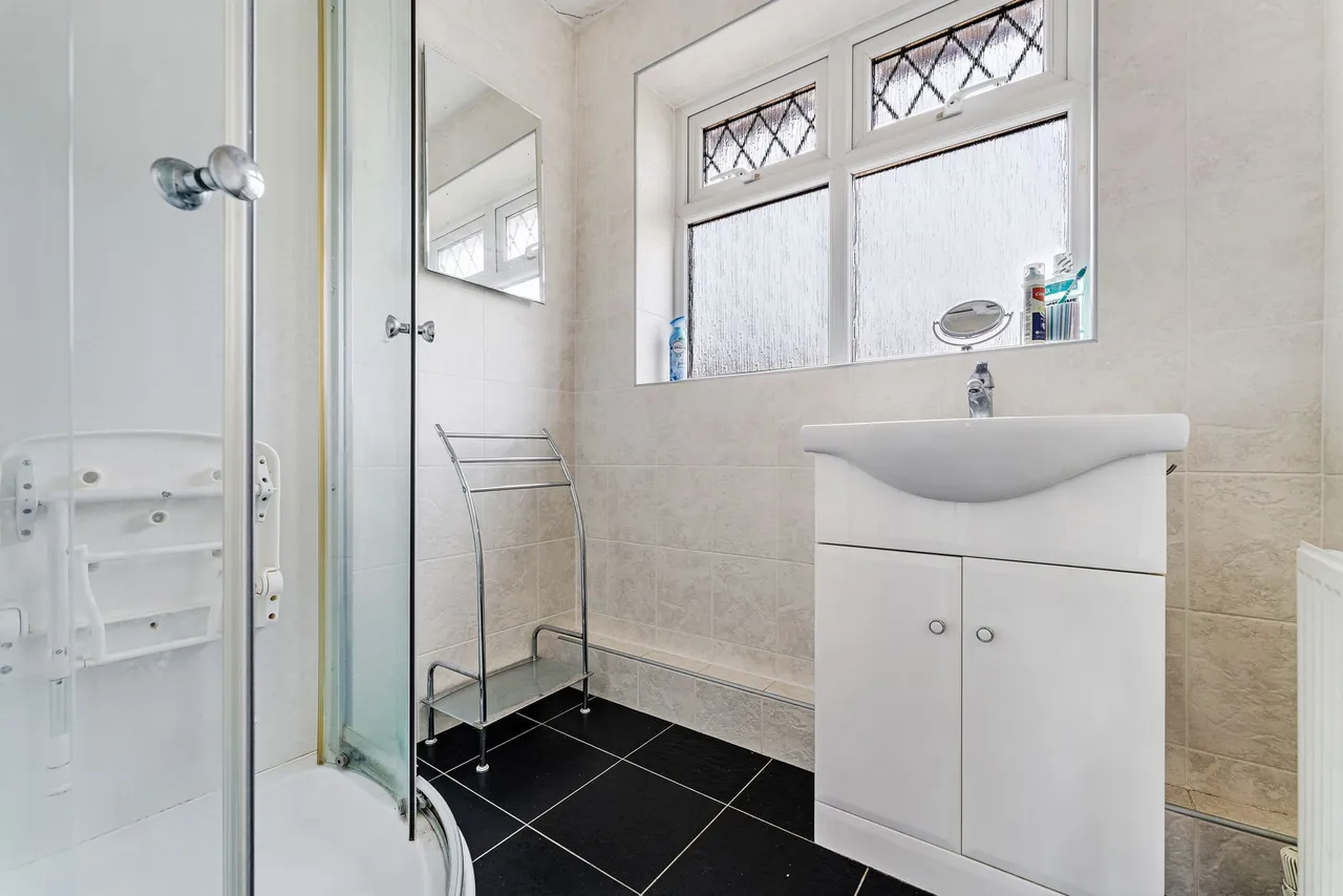 Lambourn Avenue, Widnes, WA8, photo 17