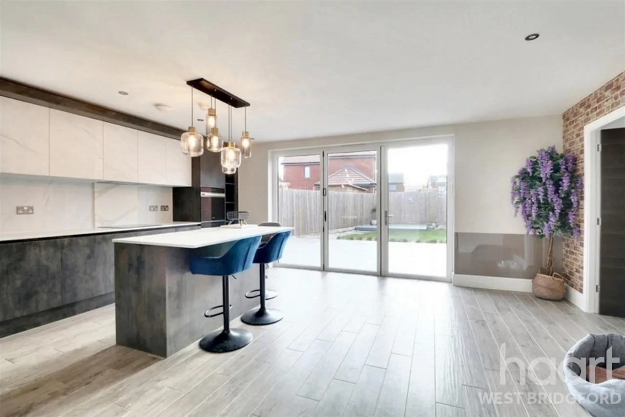 Magpie Close, Ruddington, NG11, photo 2