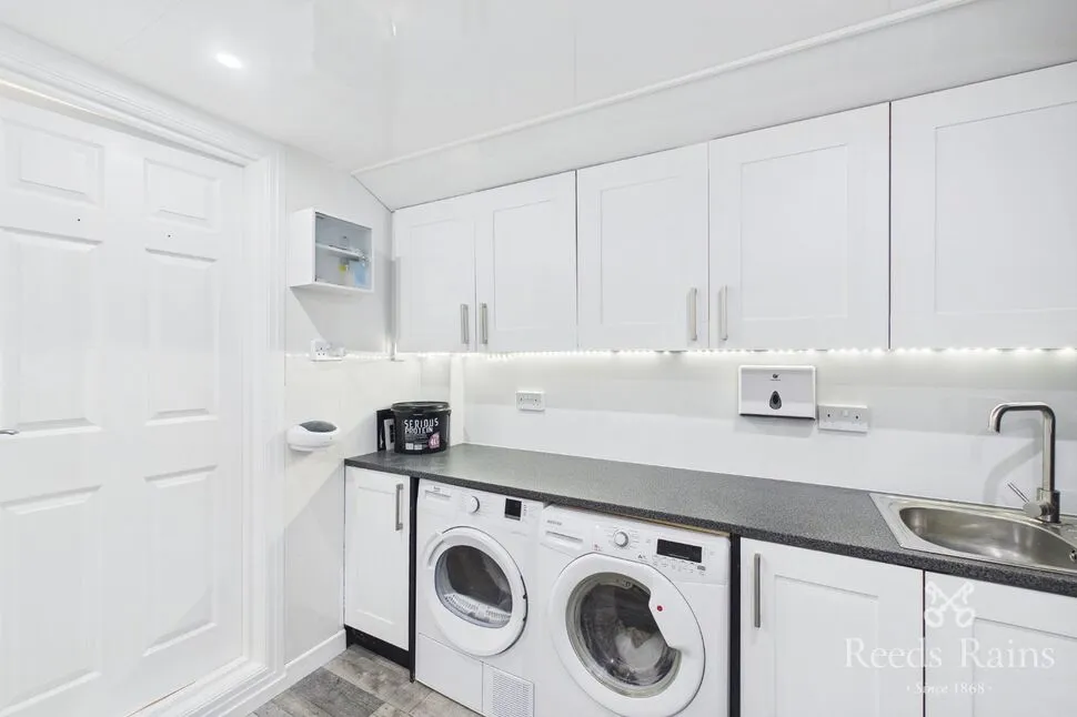 Oak Meadow, Weaverham, CW8, photo 7