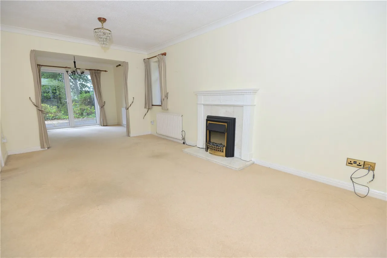 Tudor Close, Alderholt, Fordingbridge, Dorset, SP6 3LY, photo 3