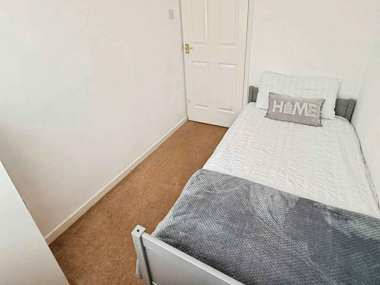 Devonia Road, Oadby, LE2, photo 27