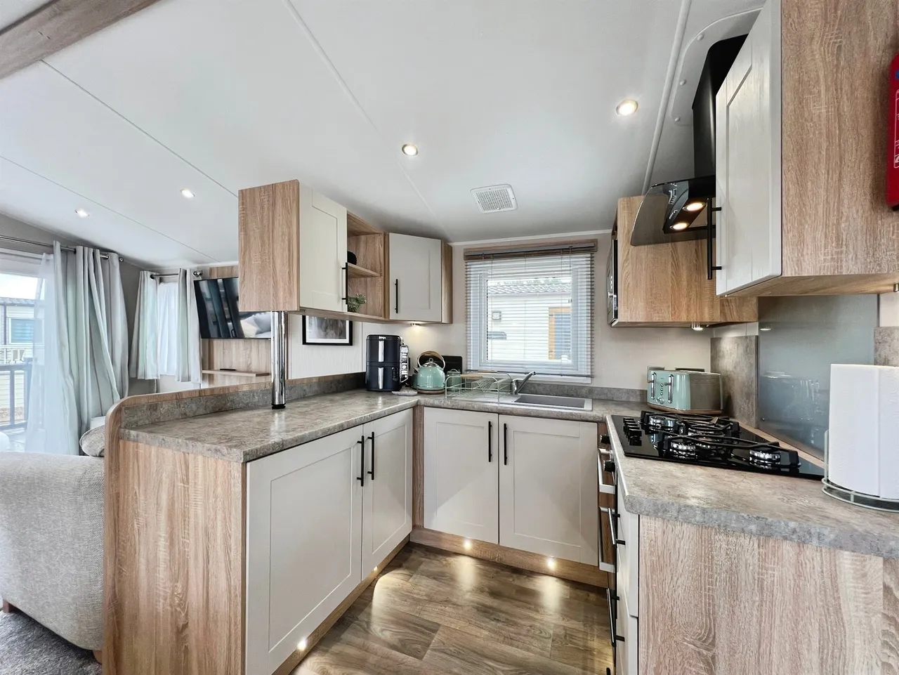 Tiddington Road, Tiddington, CV37, photo 7