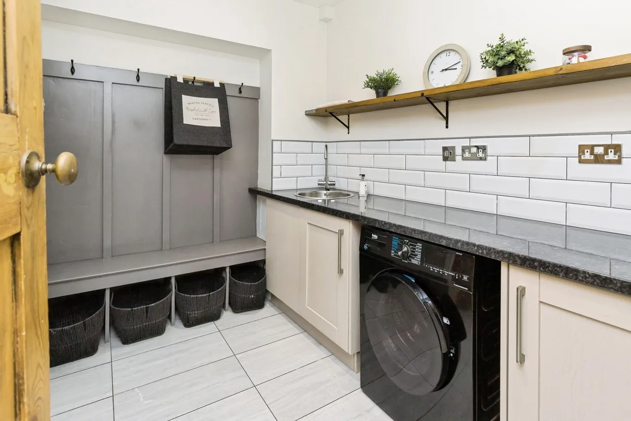 Wats Dyke Way, Wrexham, LL11, photo 11
