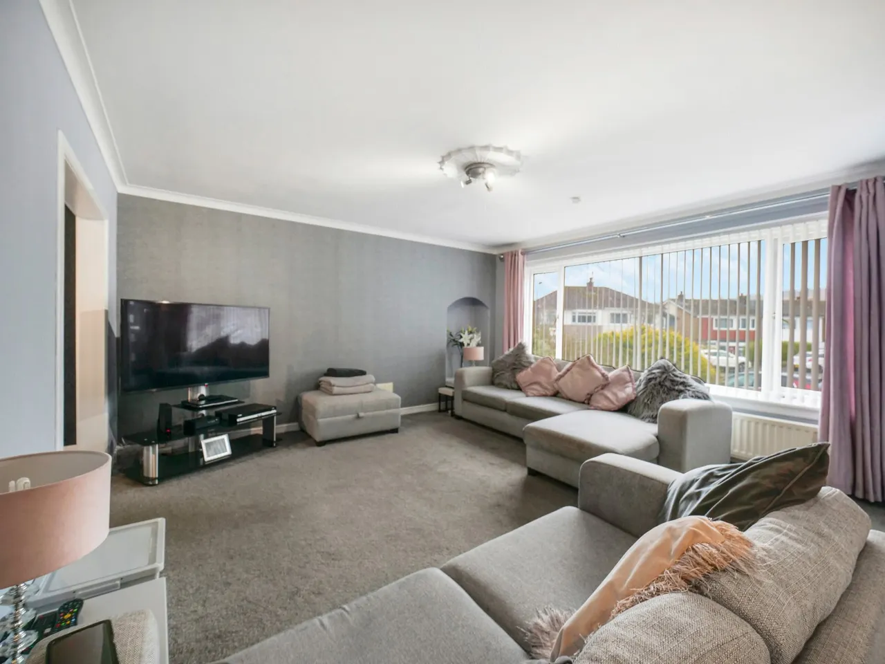Dunrobin Avenue, Elderslie, Johnstone, Renfrewshire, PA5, photo 2